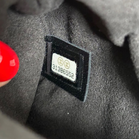 Authentic Pre-Owned Chanel Sac Wallet on Chain Black Jersey - Picture 8 of 11